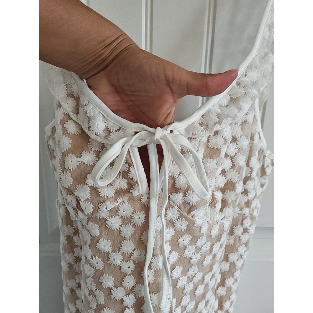 White Floral Daisy Lace Mini Dress Tie Front Ruffle Hem Nude Lining XL Beach - Picture 8 of 16